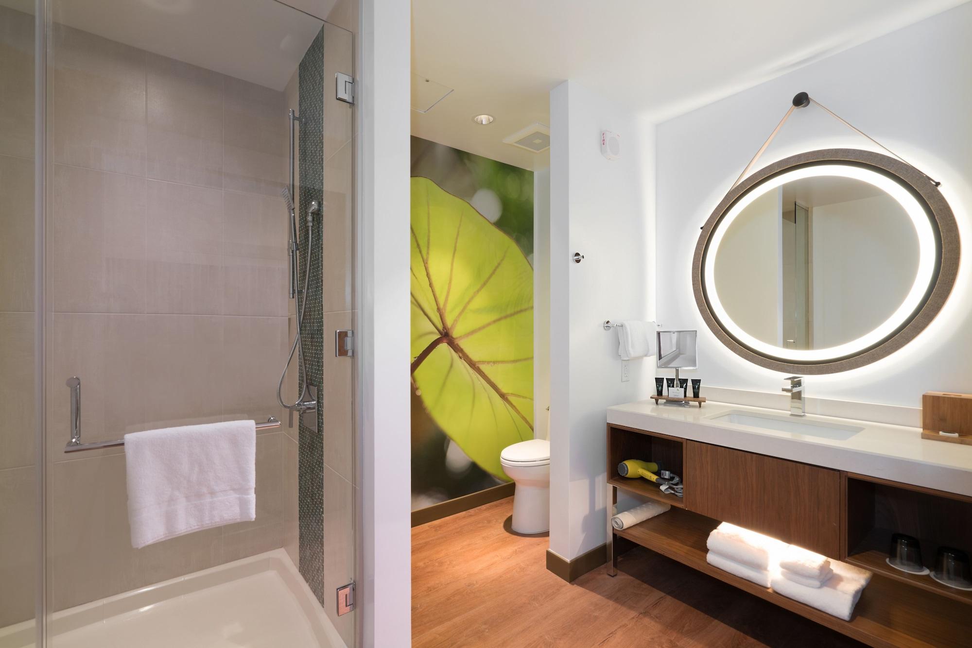 Hyatt Centric Waikiki Beach, Honolulu | HotelsCombined
