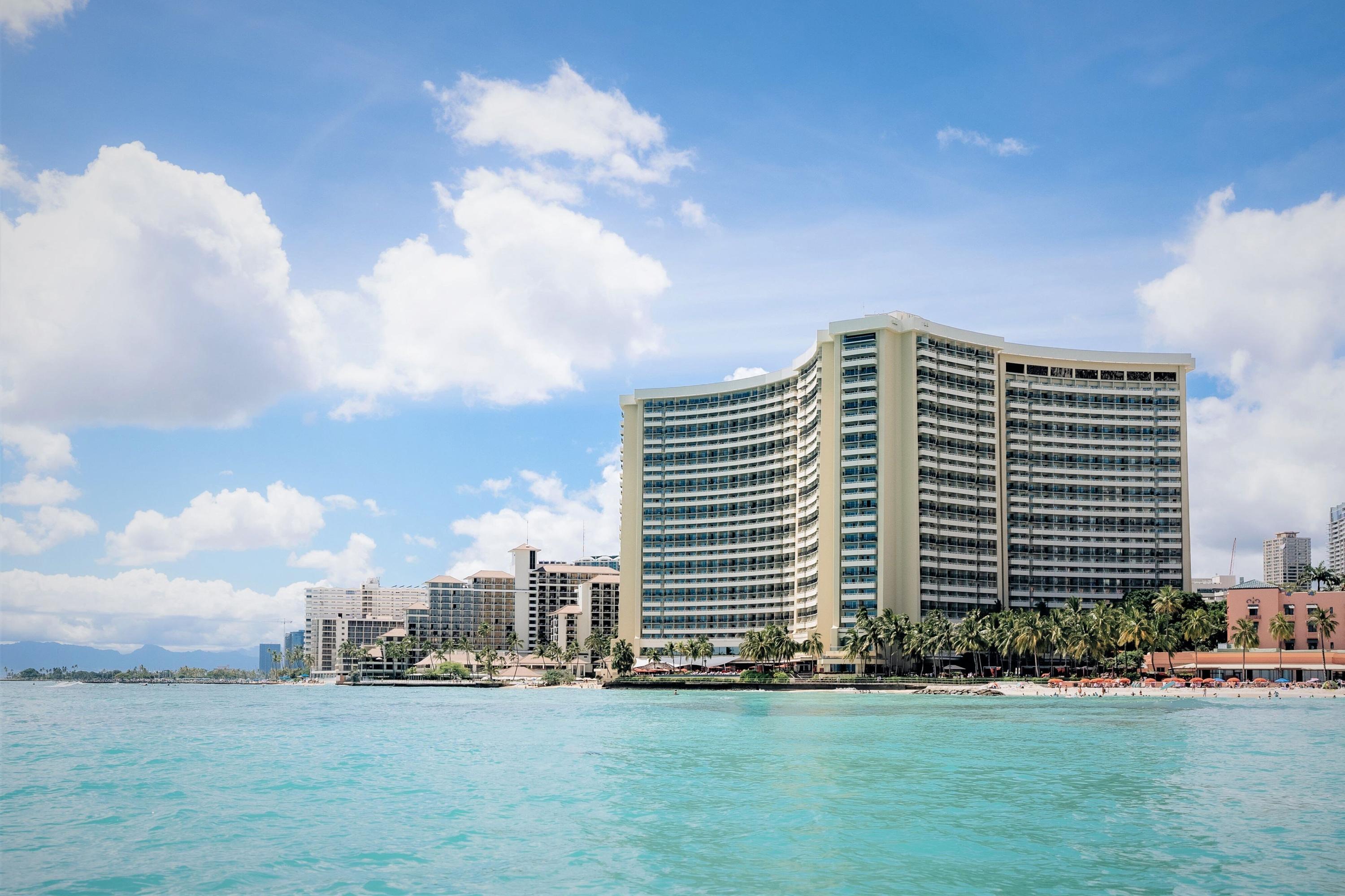 Sheraton Waikiki Beach Resort, Honolulu | HotelsCombined