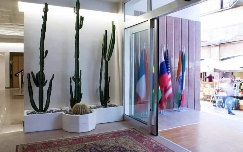 Lobby Photo