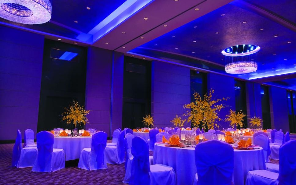Banquet hall Photo