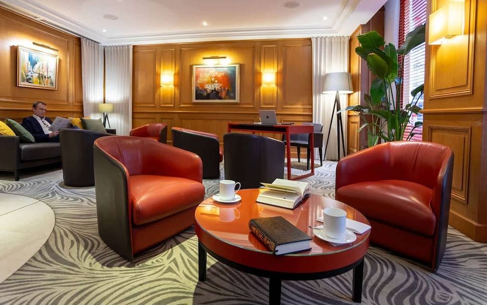 Lounge Photo