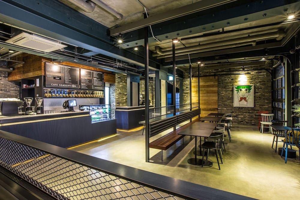 Bar Photo