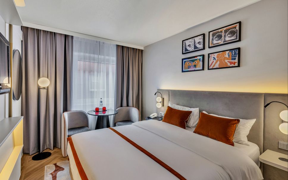 Bedroom Photo