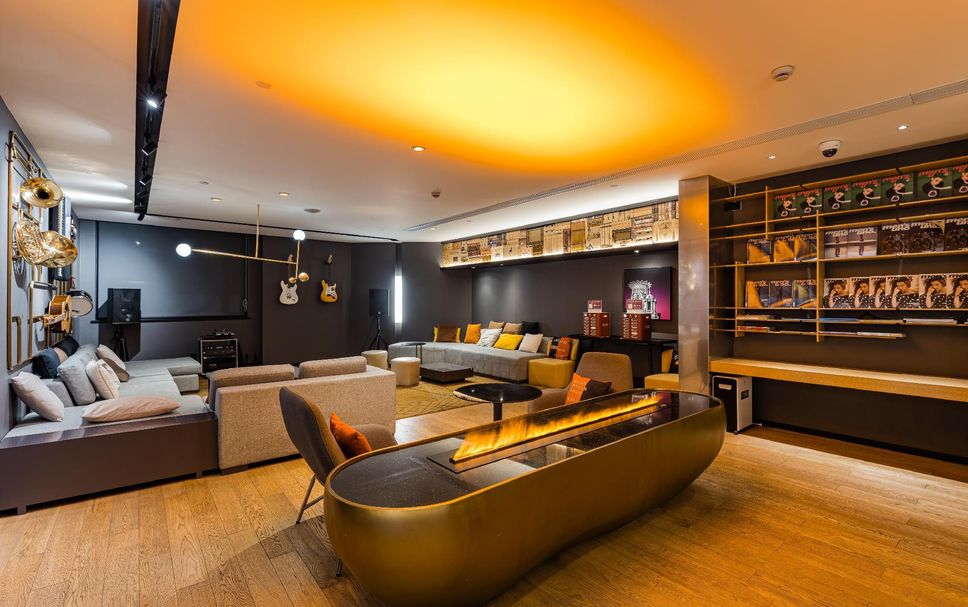 Lounge Photo
