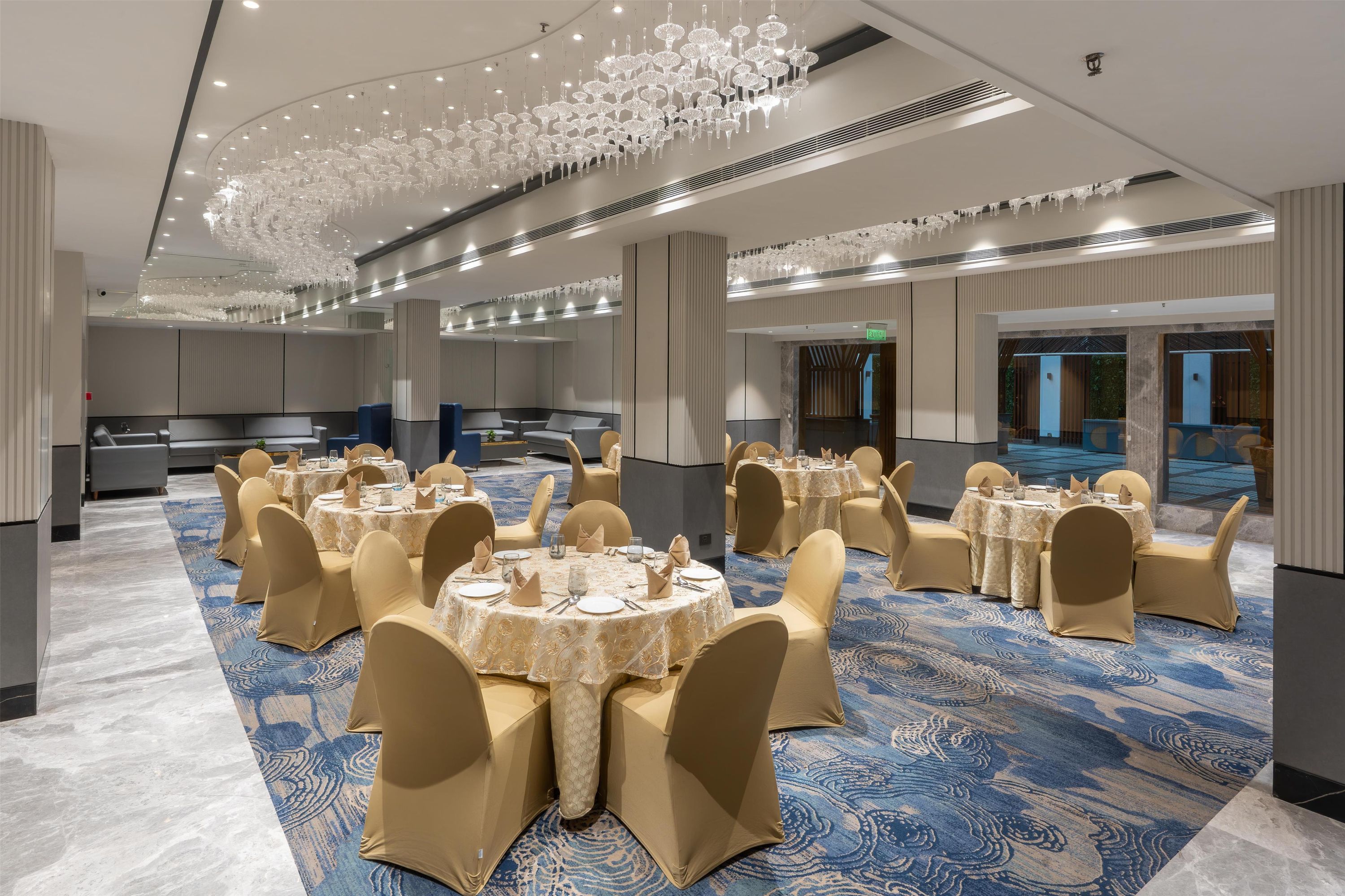 Banquet hall