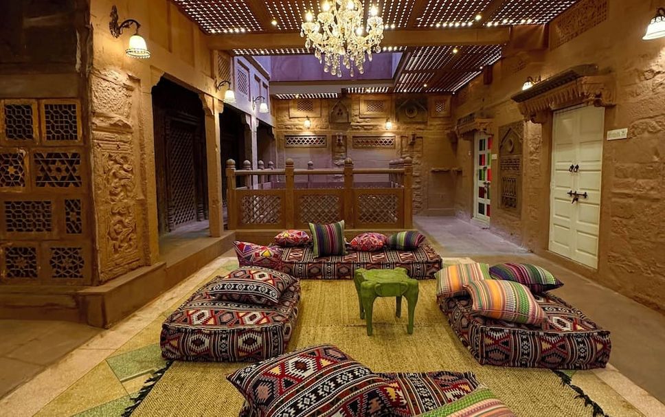 Lounge Photo