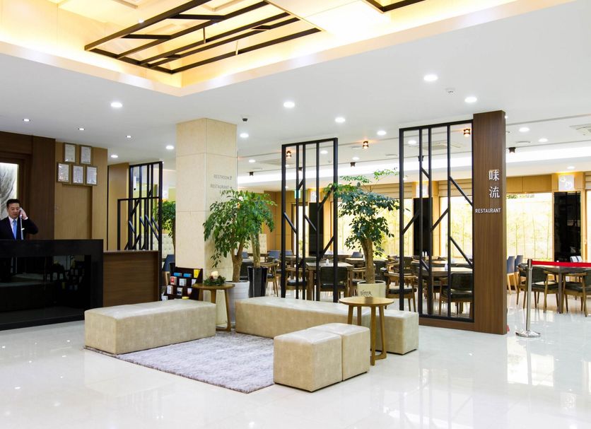 Lobby Photo