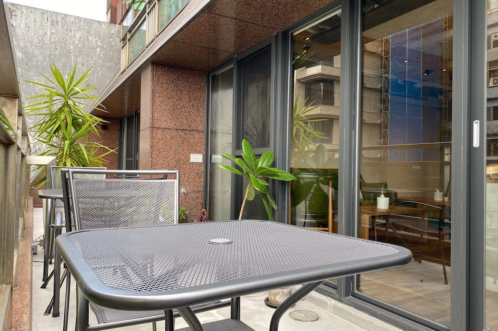Balcony Photo