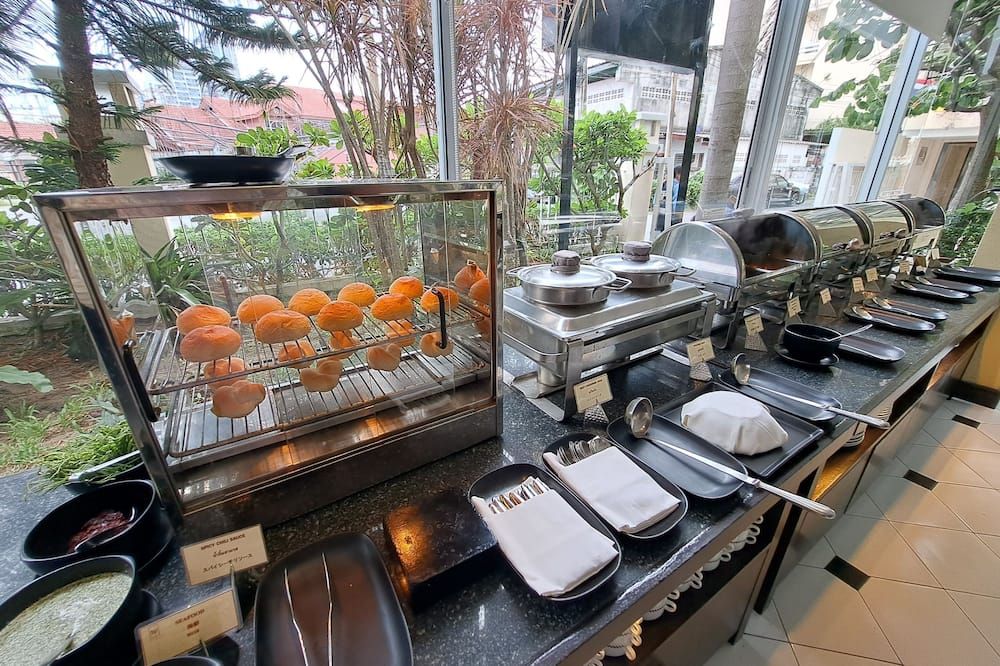 Buffet Photo