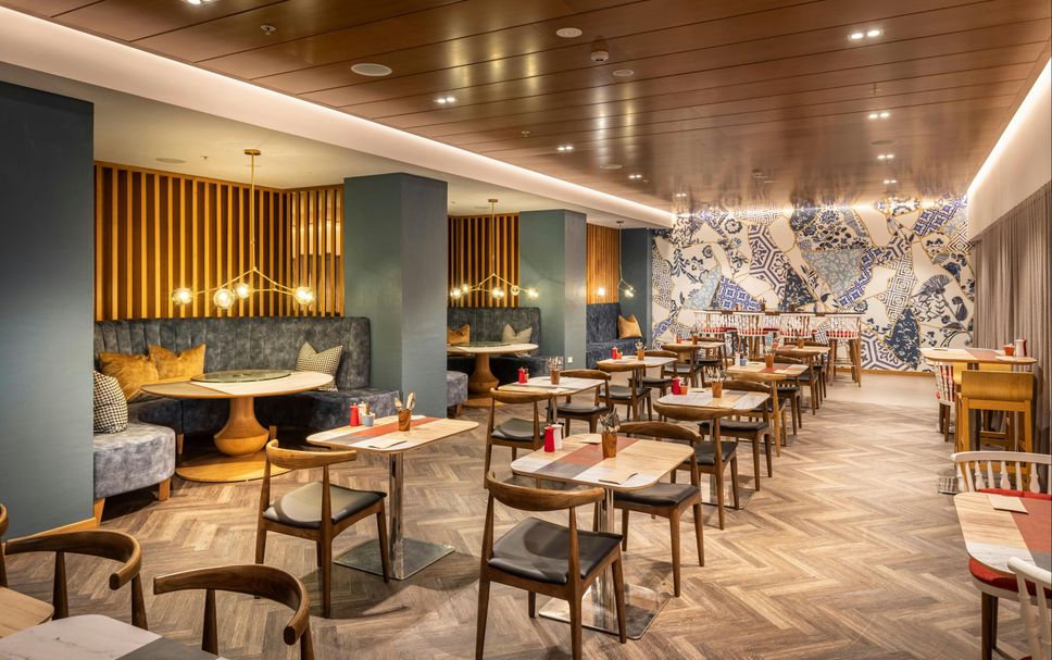 Restaurant Photo