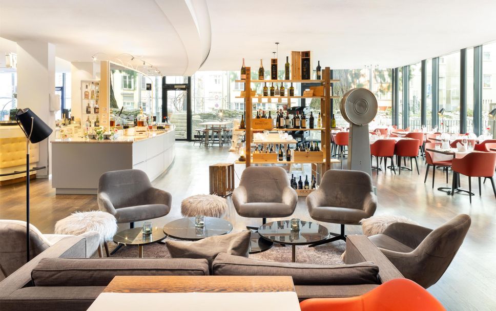Lounge Photo