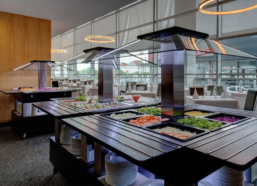 Buffet Photo