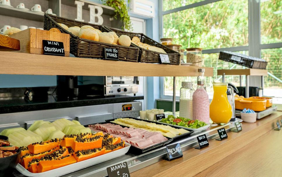 Buffet Photo