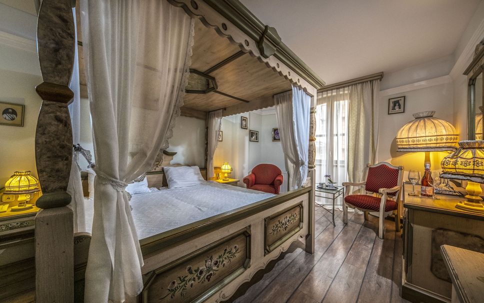 Bedroom Photo