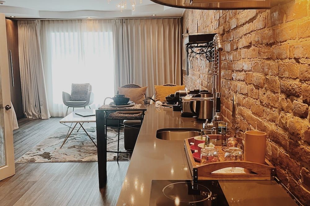 Kitchen Photo
