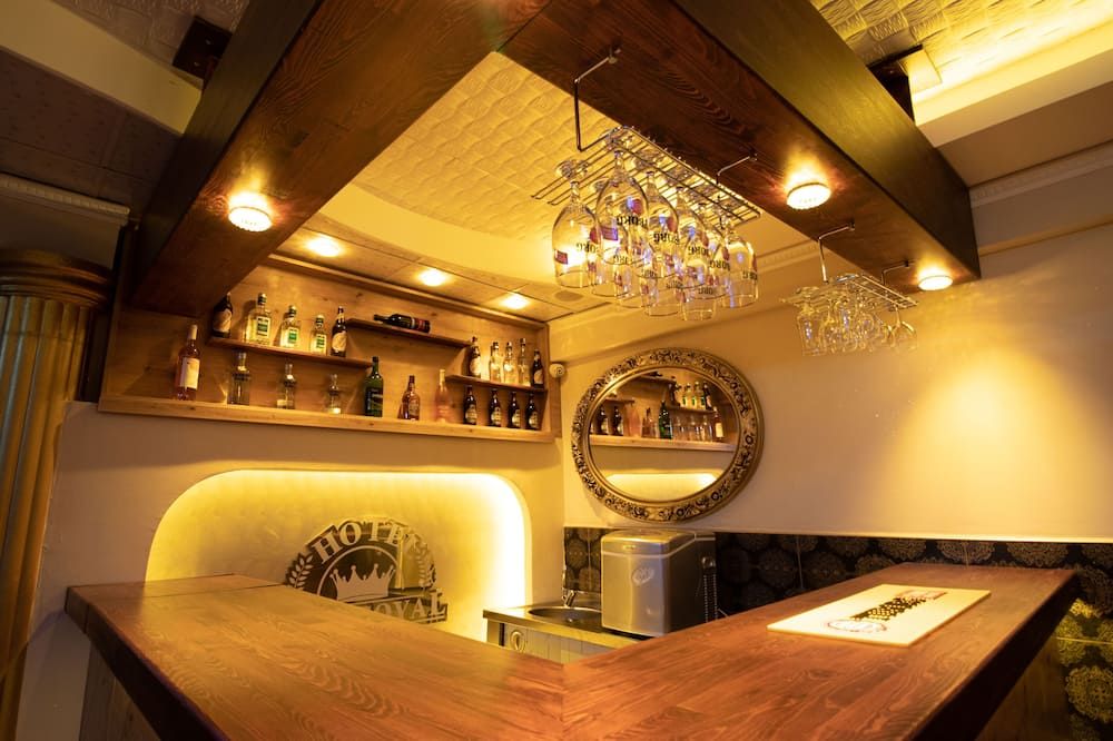 Bar Photo