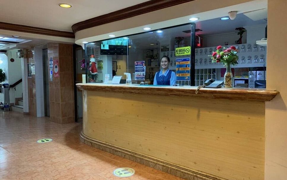 Front desk Photo
