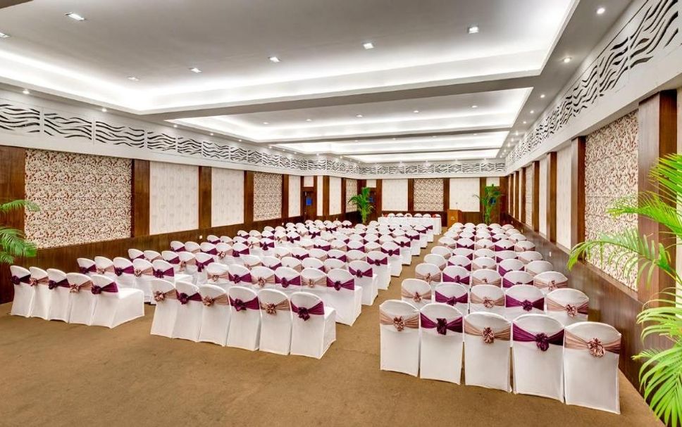 Banquet hall Photo