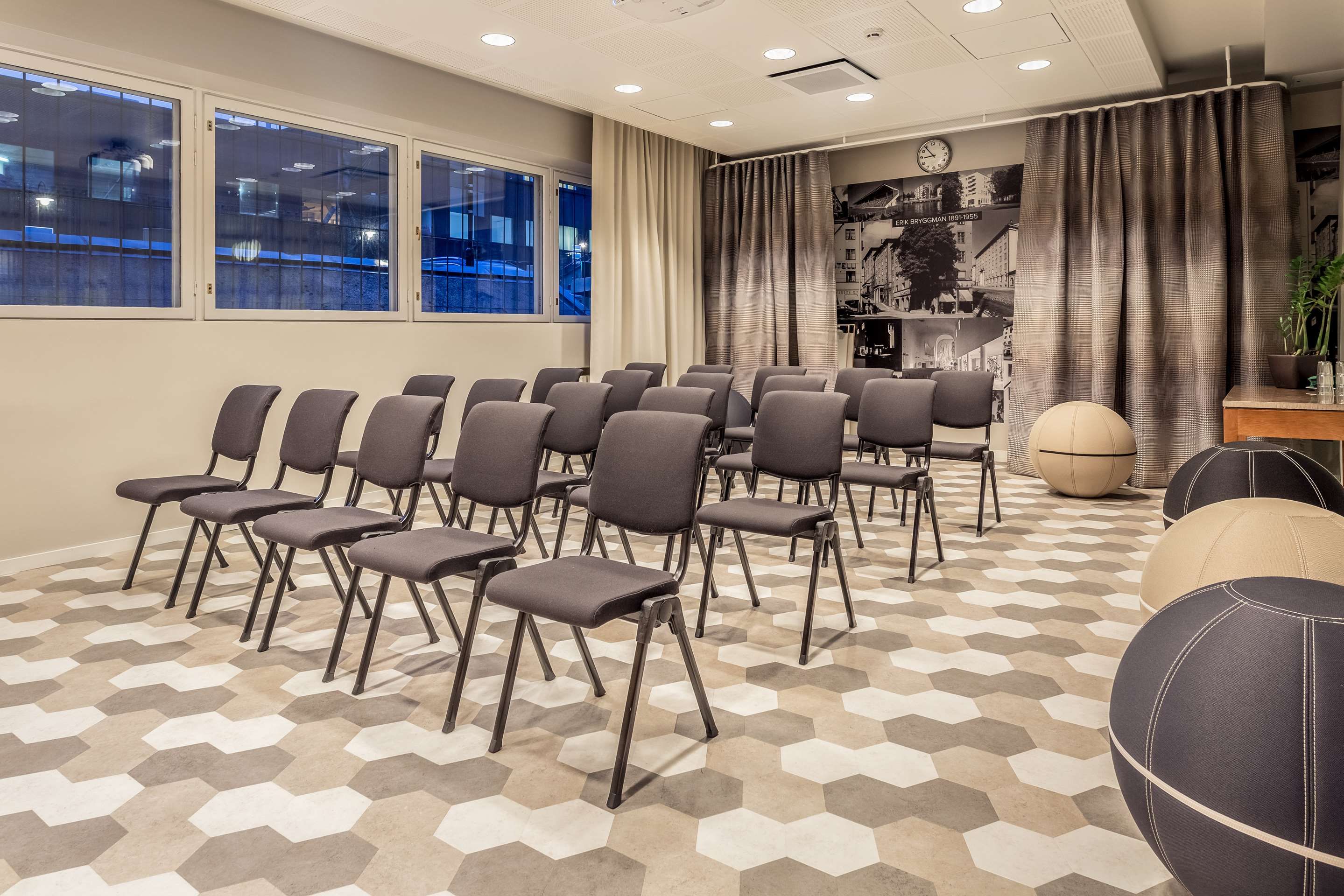 Conference room Photo
