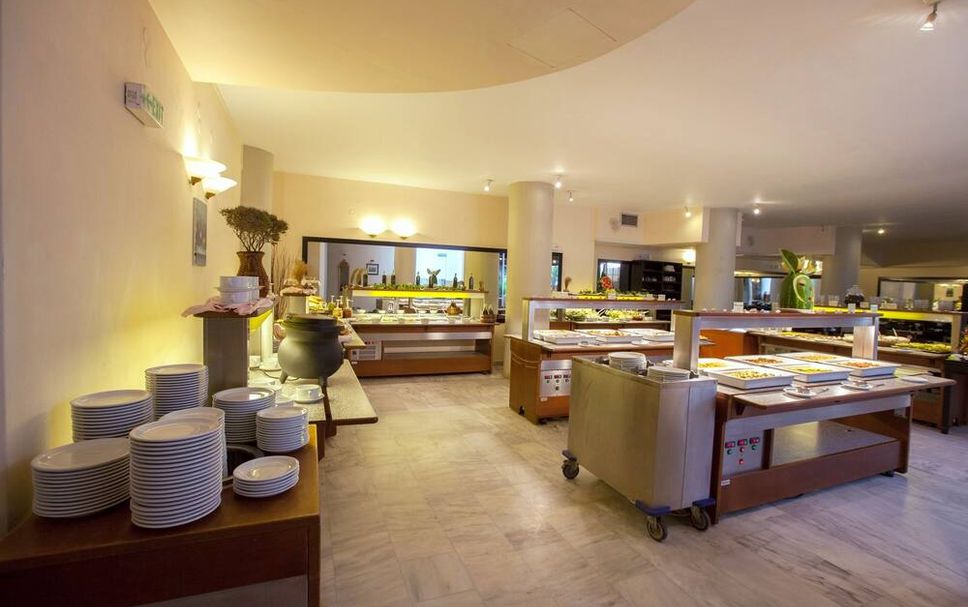 Buffet Photo