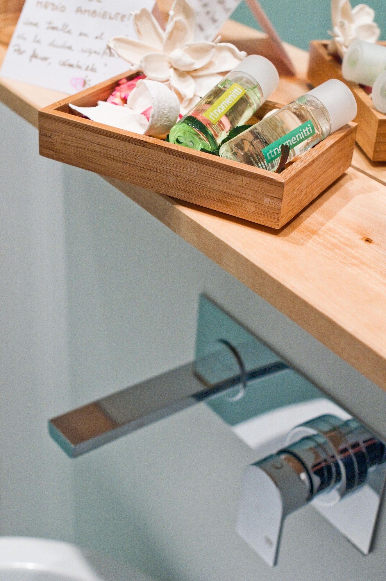 Room amenity