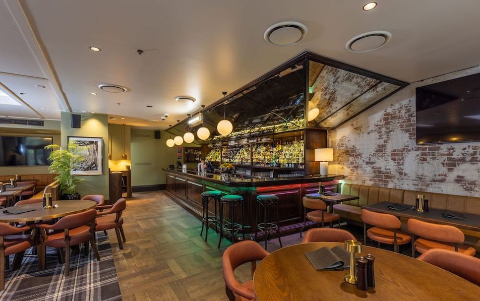 Bar Photo