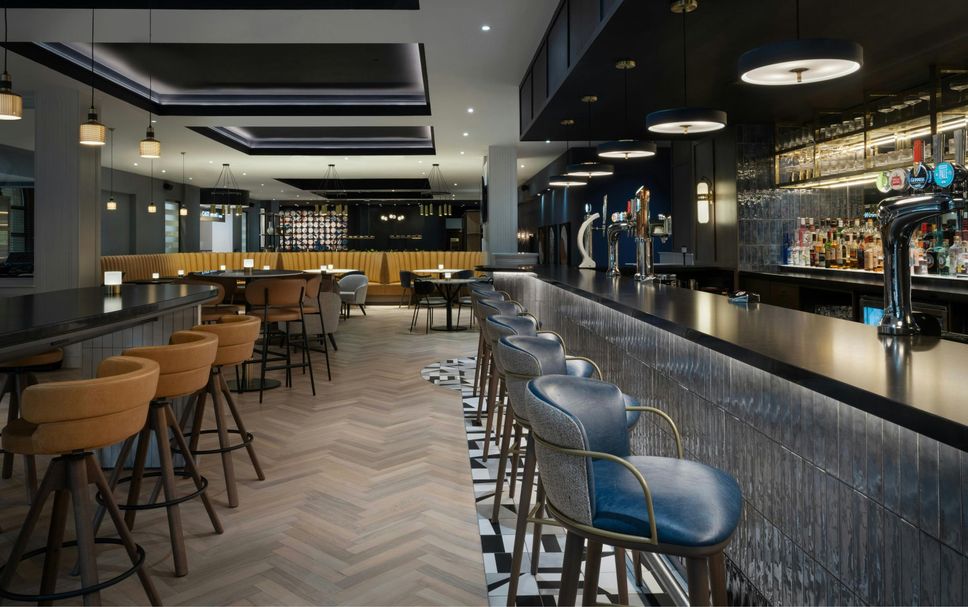 Bar Photo