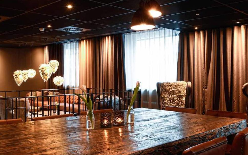 Restaurant Photo