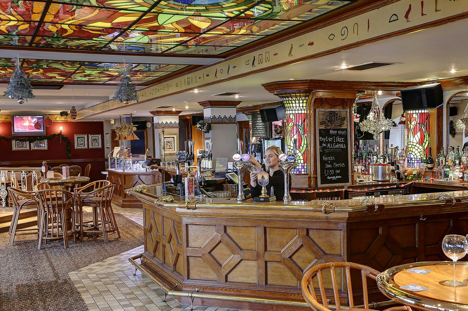 Bar