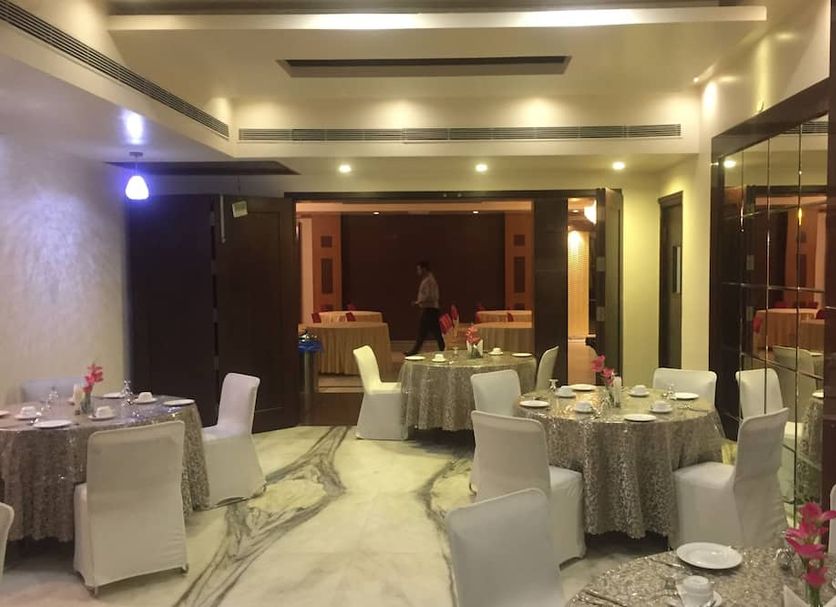 Banquet hall Photo