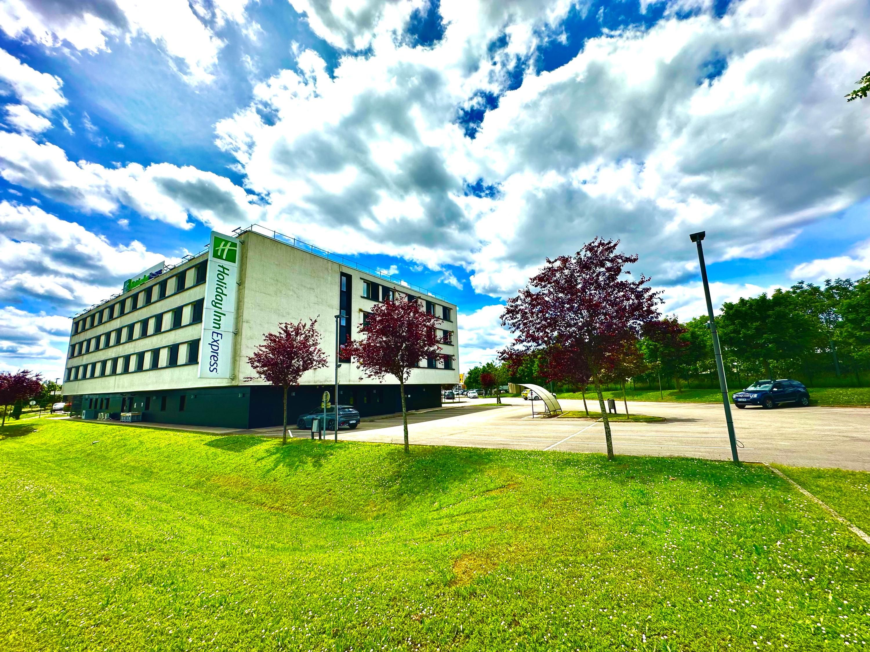 Building Photo