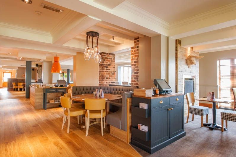 Dining room Photo