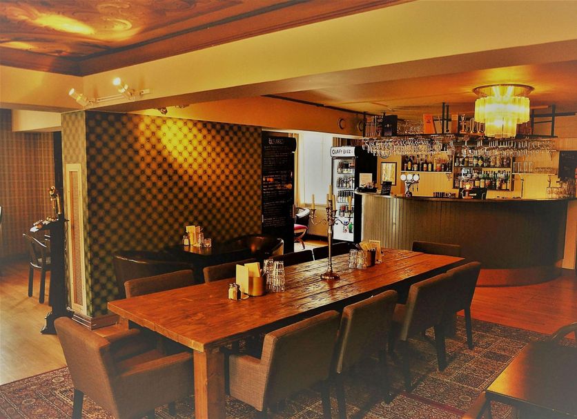 Bar Photo