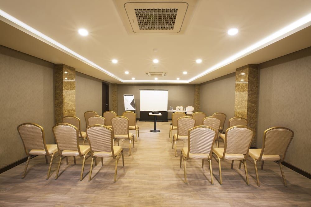 Conference room Photo