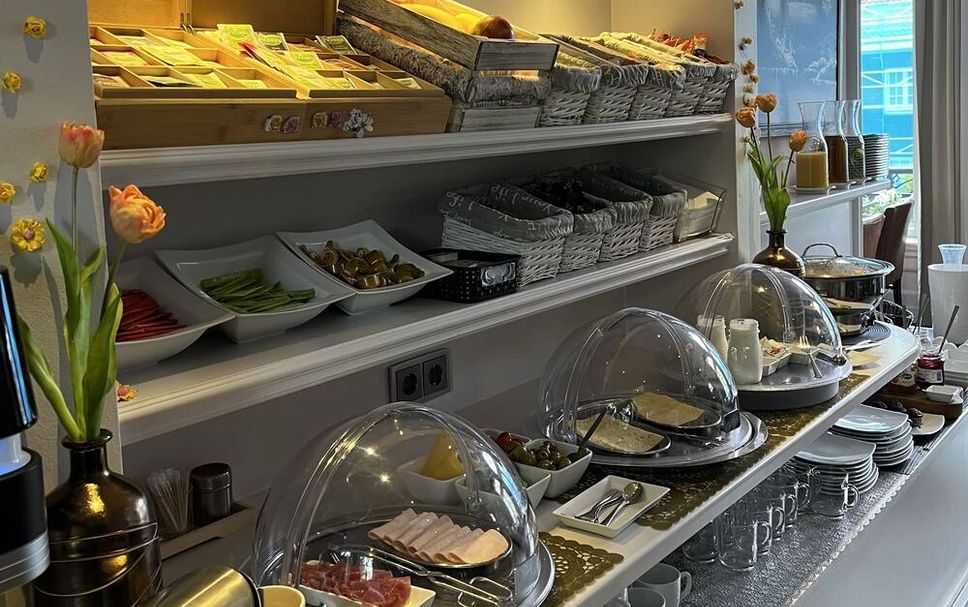 Buffet Photo