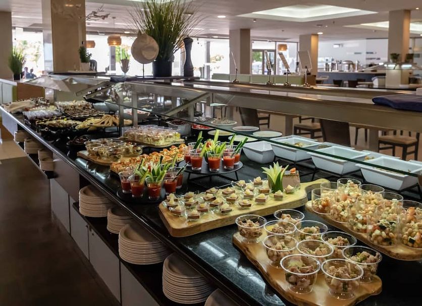 Buffet Photo