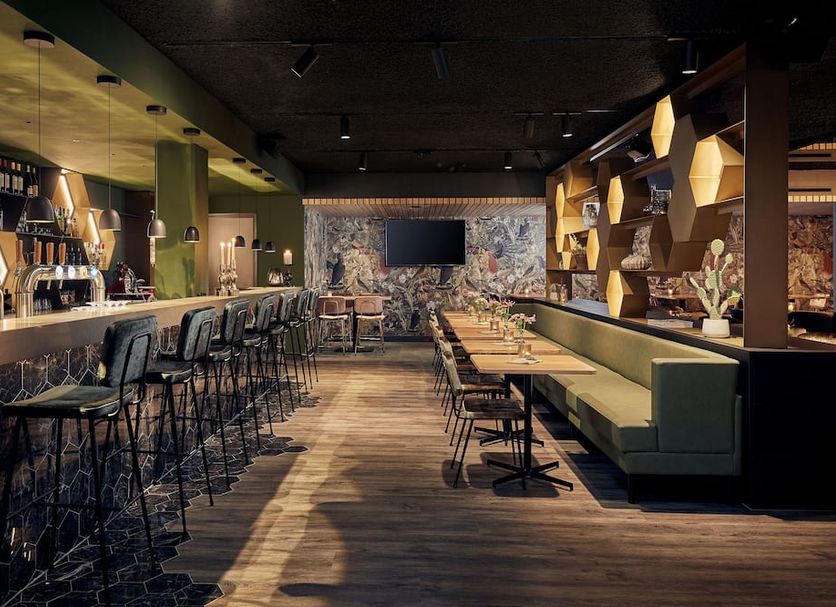 Bar Photo
