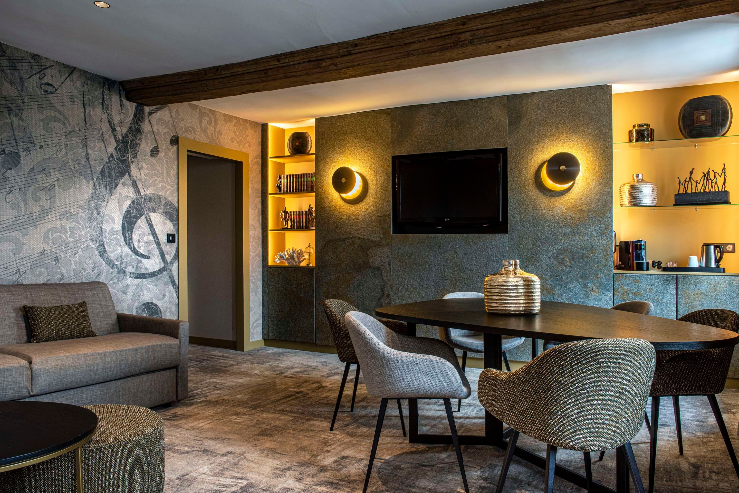 Dining room