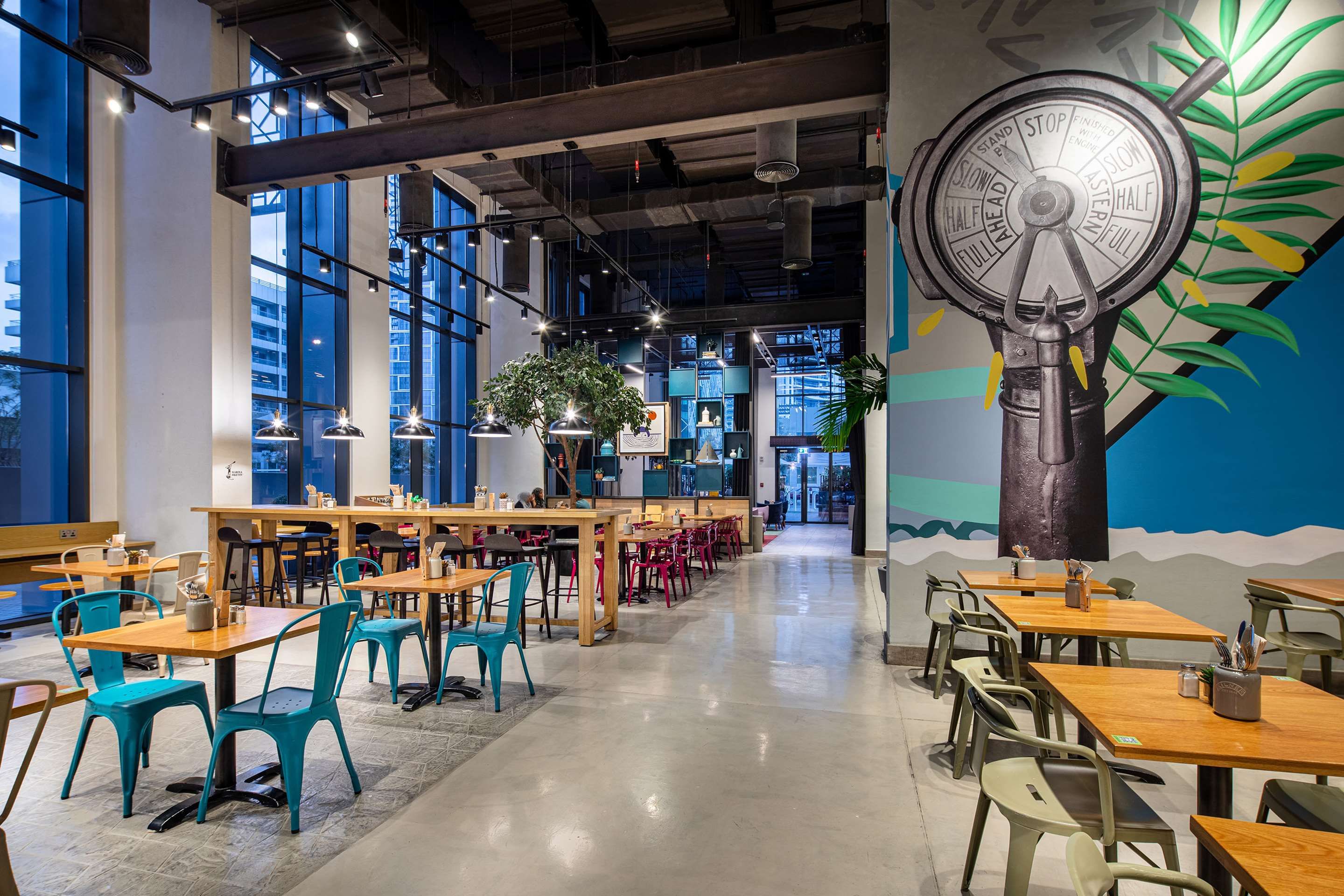Restaurant Photo