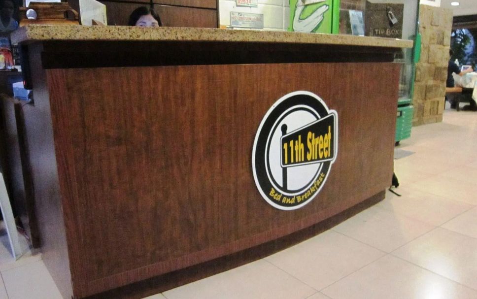Front desk Photo