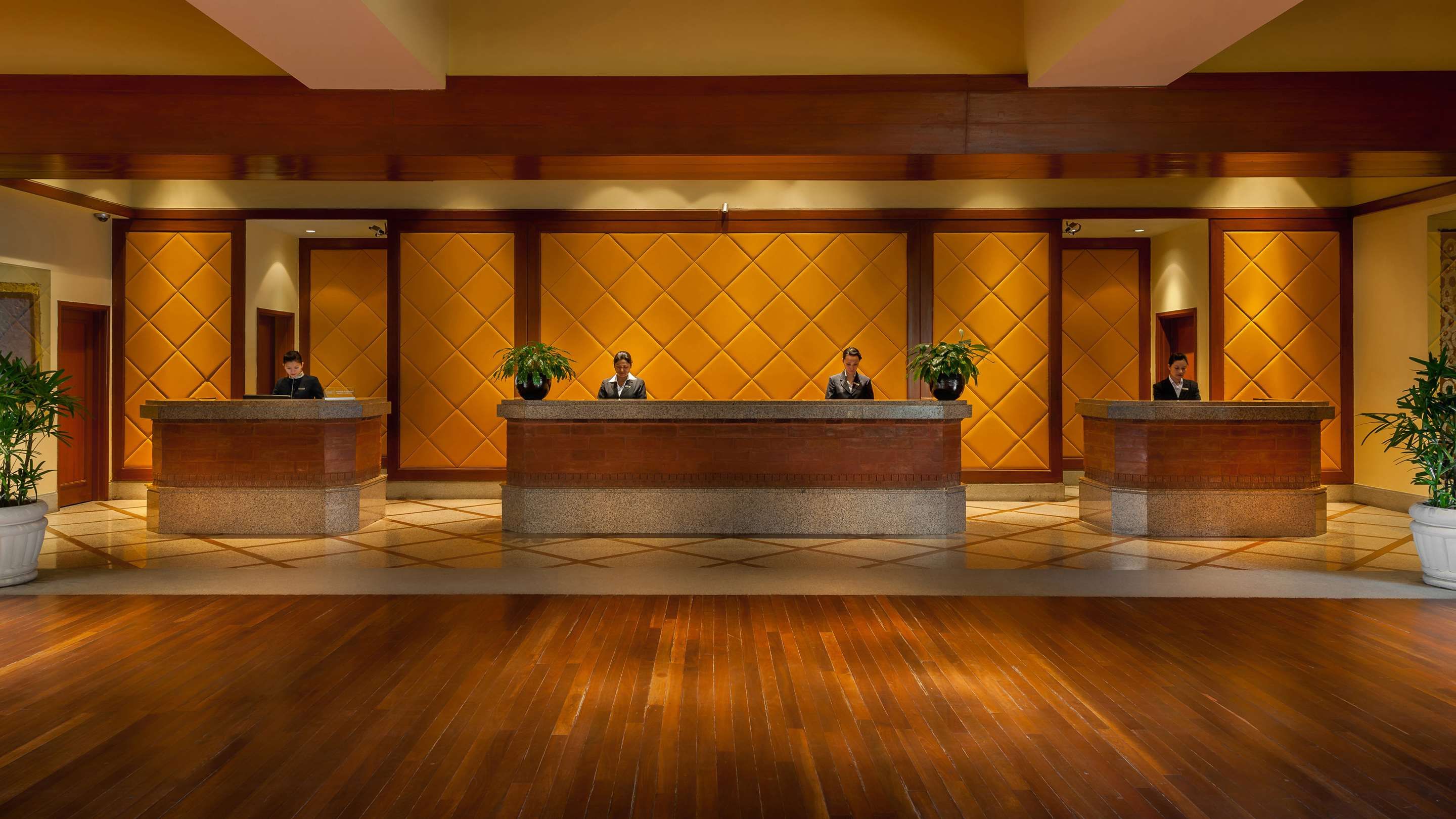 Front desk Photo