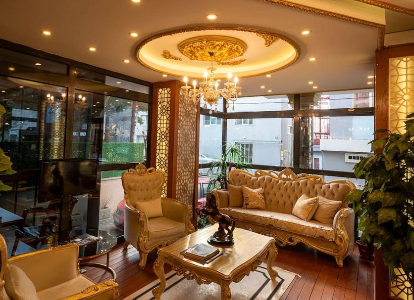 Lounge Photo