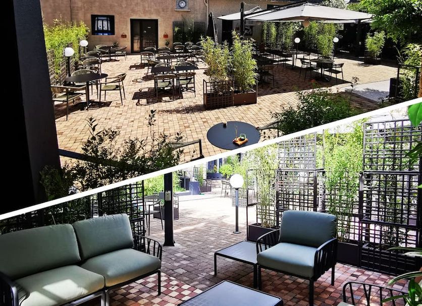 Balcony Photo