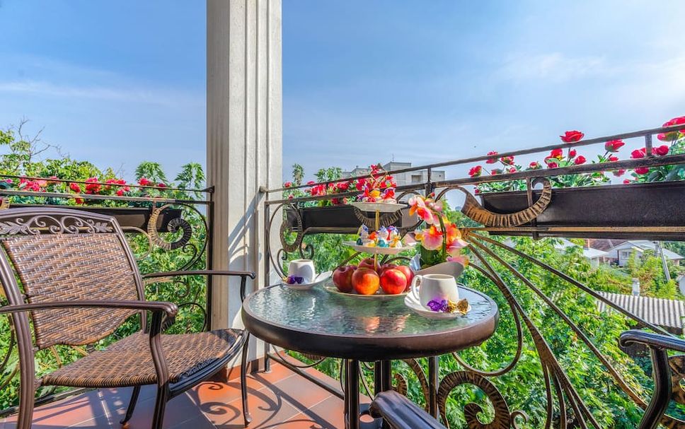 Balcony Photo