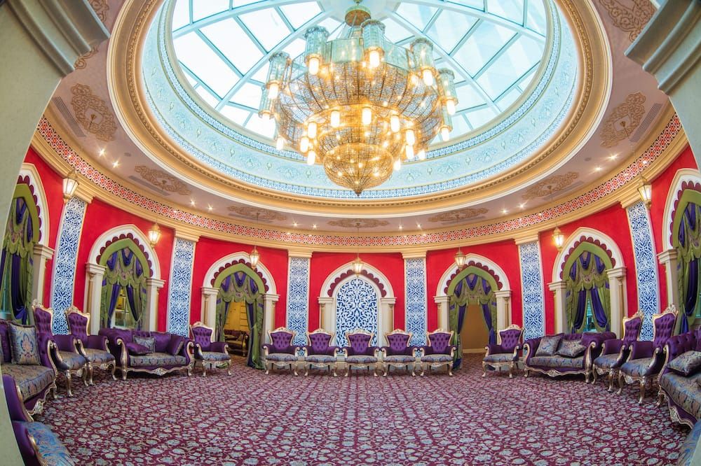 Banquet hall