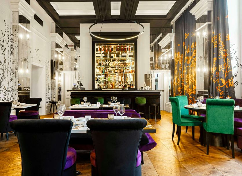 Restaurant Photo