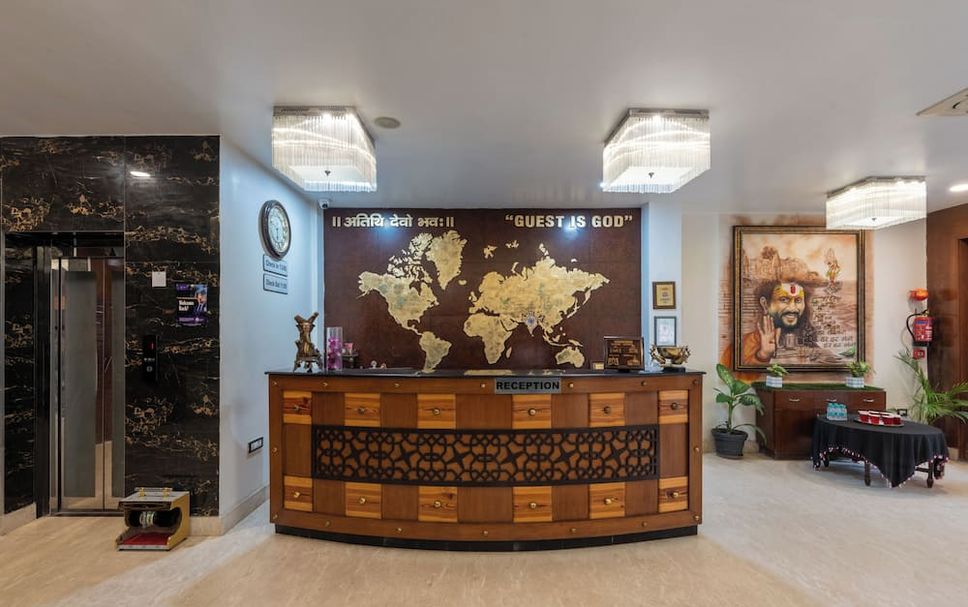 Front desk Photo