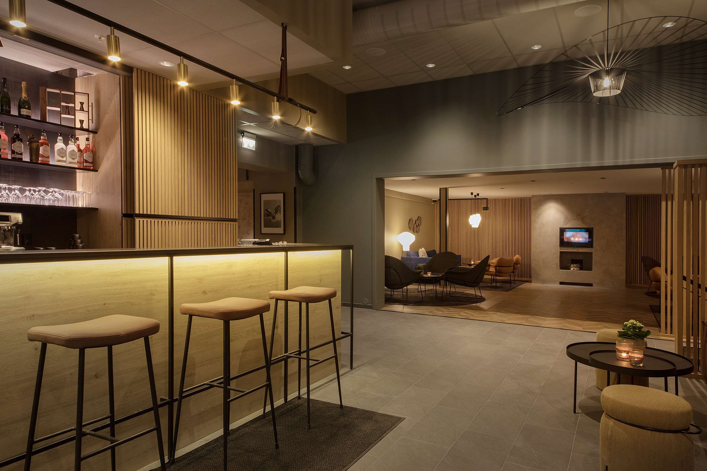 Bar