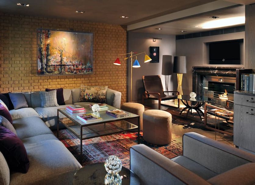 Lounge Photo