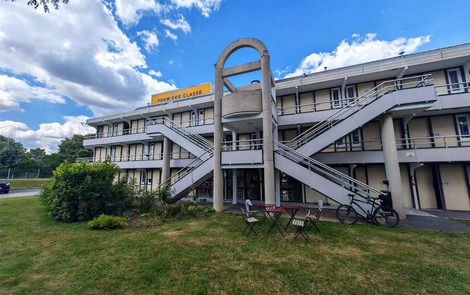 Building Photo
